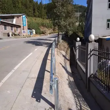 高速AM级中央分隔带开口护栏