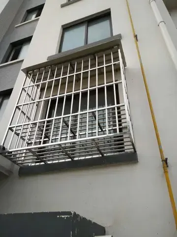 高速EVA滚筒护栏