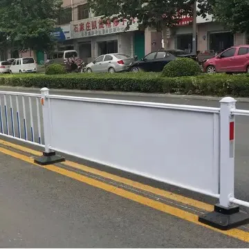 高速安装护栏板图片