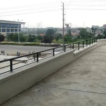 吉林高速路边沟外护栏