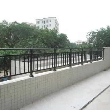 G15沈海高速公路盐通段护栏