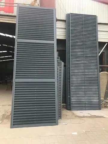 高速公路护栏中间绿板