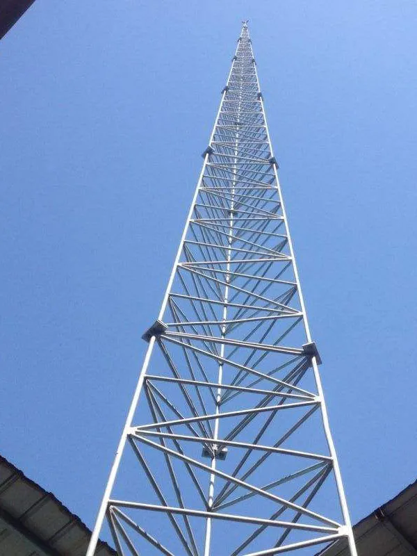 高压电塔附近避雷雨危险吗
