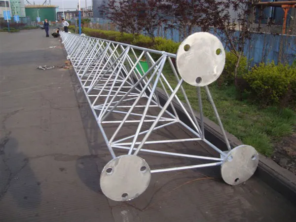 高压线塔避雷针有多长