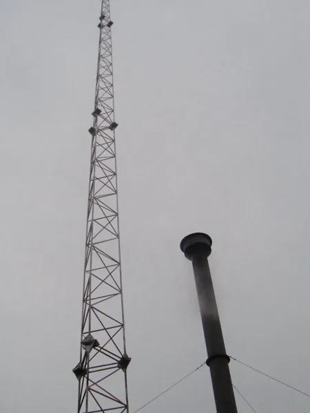 高压线塔附近可以安装避雷针吗