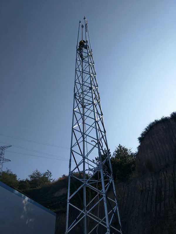 高压线塔有避雷针吗