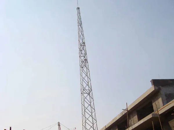 构筑物与避雷塔的距离为多少