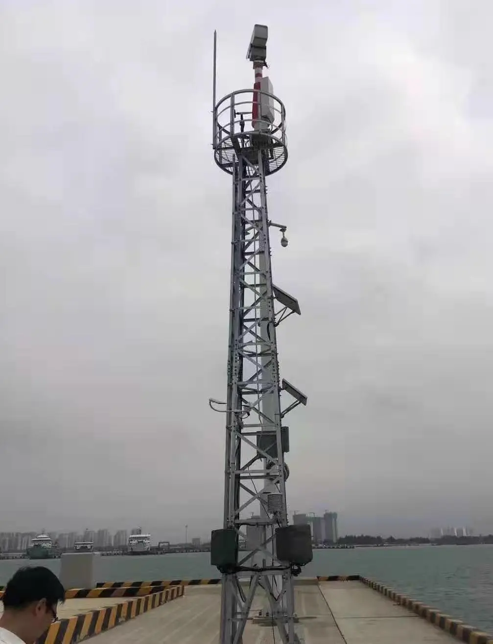 监控铁塔厂家直供_全国通用标准规格