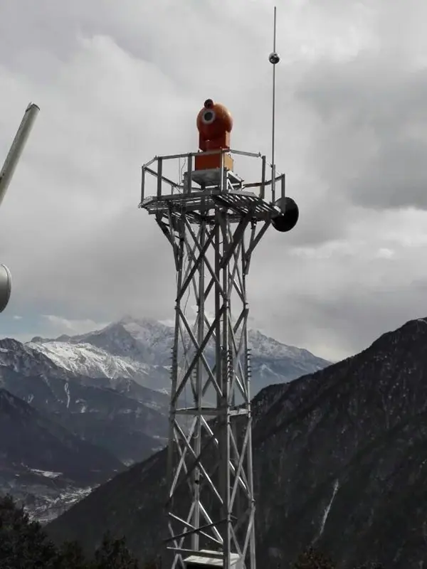 30米监控塔报价_厂家直供优质服务