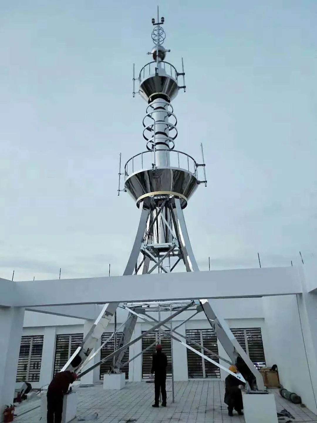 北京50米楼顶避雷塔生产厂家