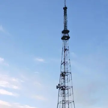 5g信号塔安装视屏