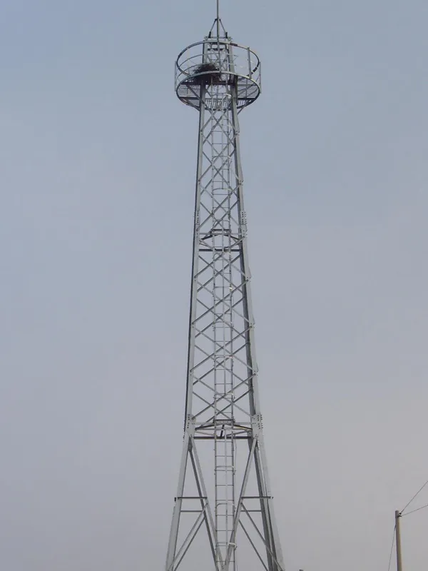 12020285编号信号塔