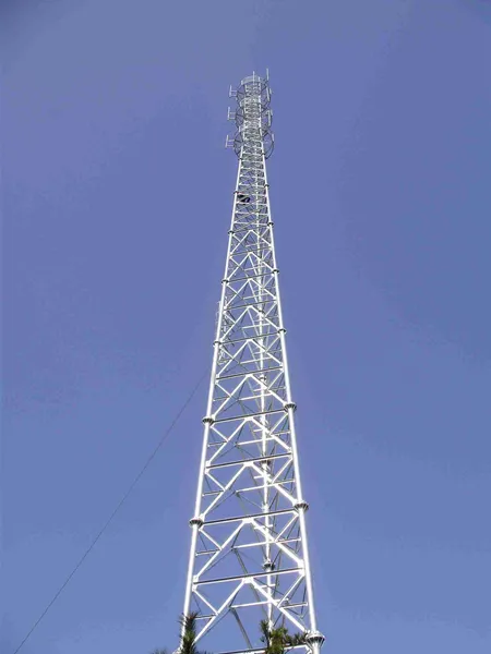 移动通信塔结构