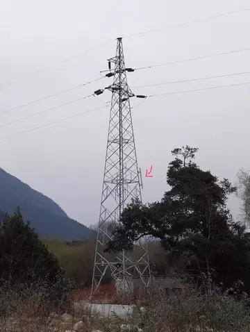 5g三角信号塔抬空梁