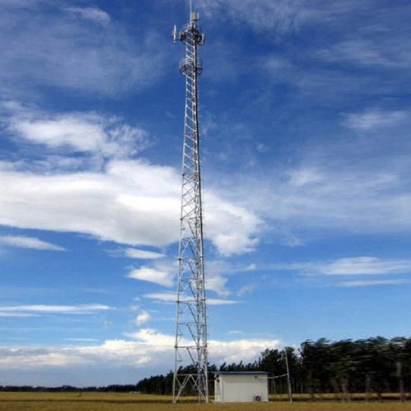5G基站信号塔打一个